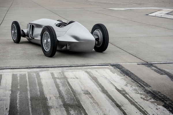 Infiniti Prototype 9