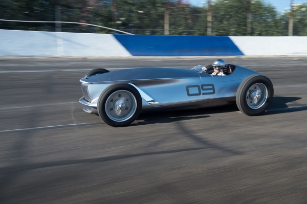 Infiniti Prototype 9