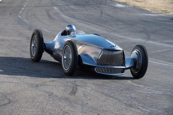 Infiniti Prototype 9
