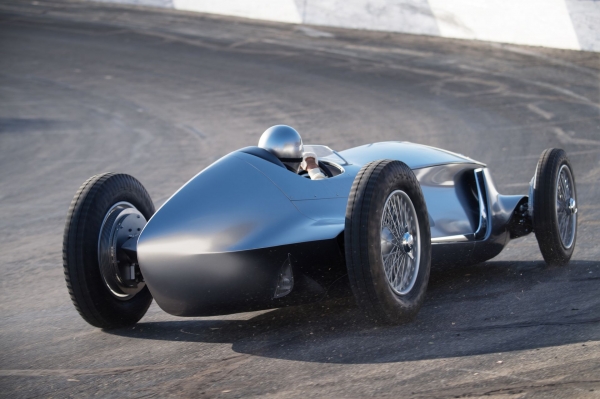 Infiniti Prototype 9