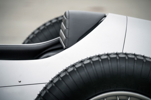 Infiniti Prototype 9