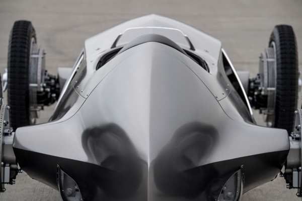 Infiniti Prototype 9