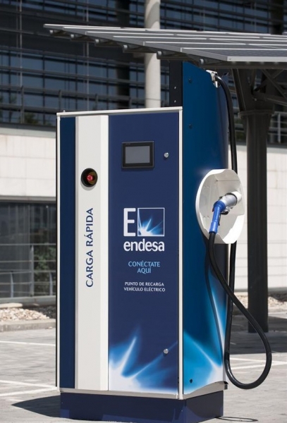 Szybka ładowarka CHAdeMO należąca do firmy Endesa