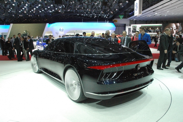 Italdesign Giugiaro Gea