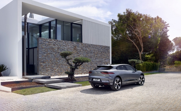 Jaguar I-PACE