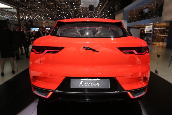 Jaguar I-PACE Concept