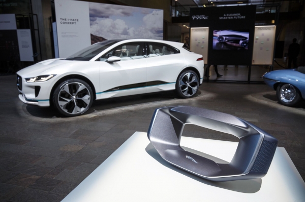 Jaguar I-PACE Concept