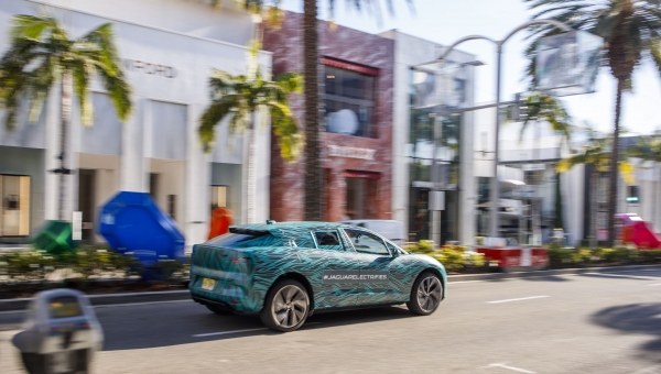 Jaguar I-PACE Concept