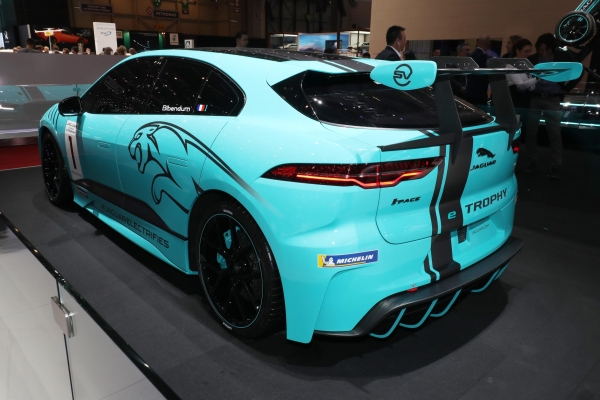 Jaguar I-PACE eTROPHY