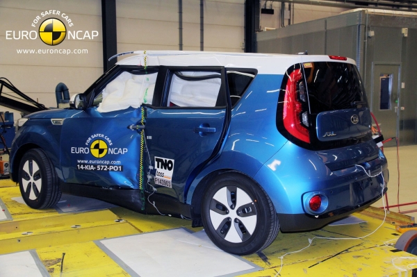 Kia Soul EV podczas testów zderzeniowych Euro NCAP