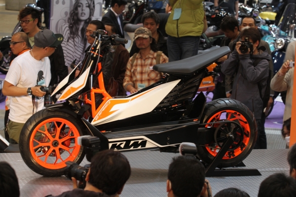 KTM E-Speed Study