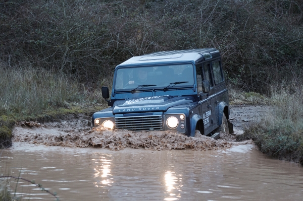 Land Rover Defender Electric