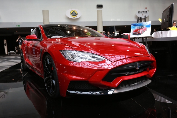 Larte Design Tesla Model S Elizabeta
