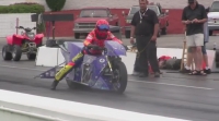 Larry "Spiderman" McBride jako pierwszy schodzi poniżej 7 s
