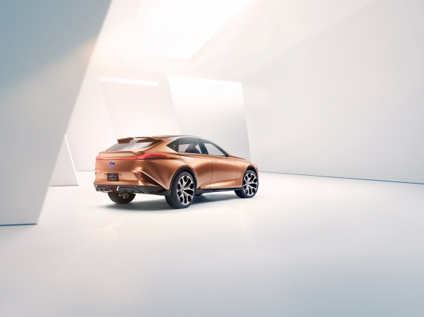 Lexus LF-1 Limitless Concept