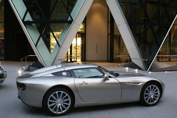 Lightning GT