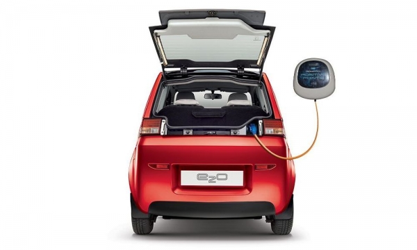 Mahindra e2o