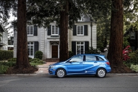 Mercedes-Benz B-Class Electric Drive z dostępem do bazy PlugShare