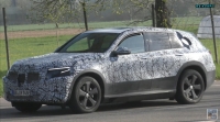Prototyp Mercedes-Benz EQC przyłapany w ruchu ulicznym