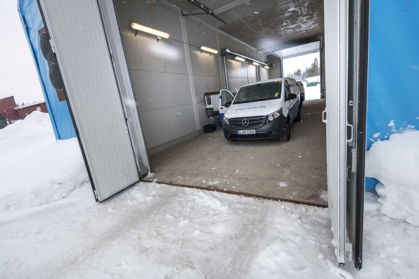 Mercedes-Benz eVito podczas zimowych testów