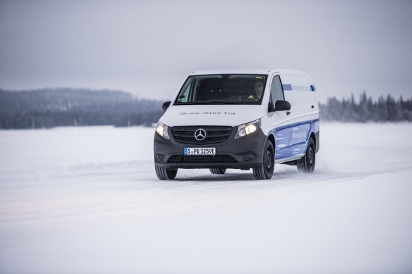 Mercedes-Benz eVito podczas zimowych testów