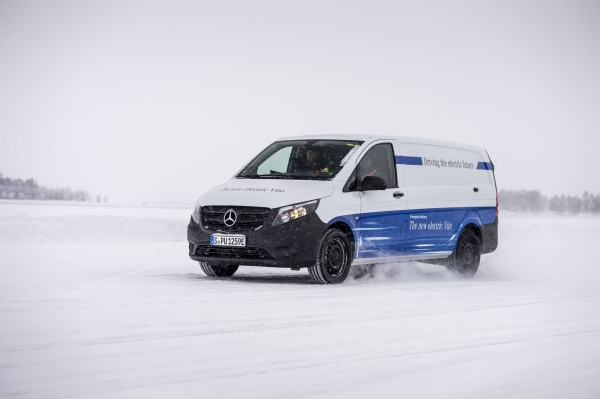Mercedes-Benz eVito podczas zimowych testów