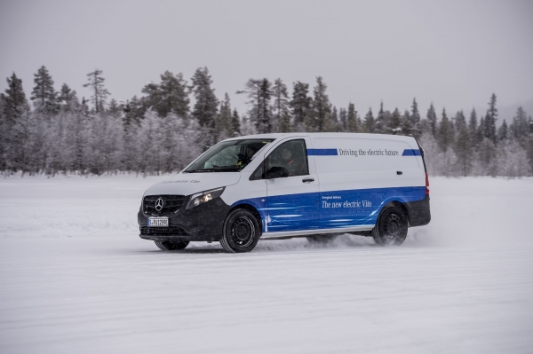 Mercedes-Benz eVito podczas zimowych testów