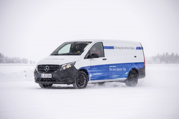Mercedes-Benz eVito podczas zimowych testów