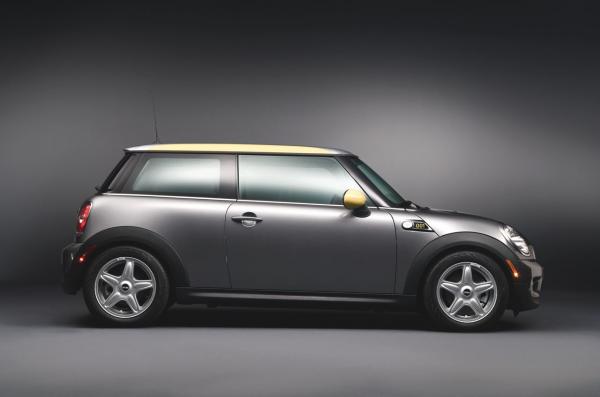 MINI E