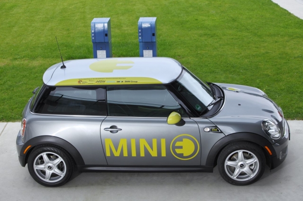 MINI E