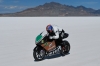 Mission One EV na solnej pustyni Bonneville