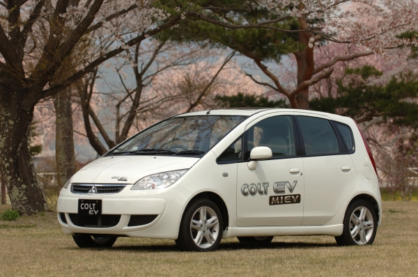 Mitsubishi Colt EV