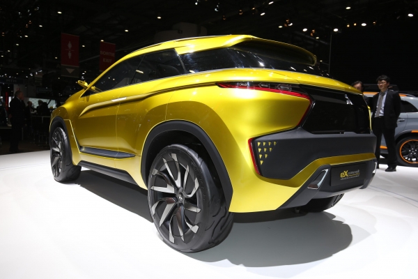 Mitsubishi eX Concept