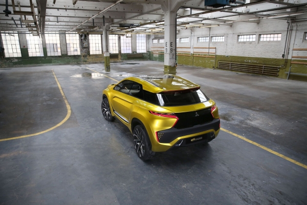 Mitsubishi eX Concept