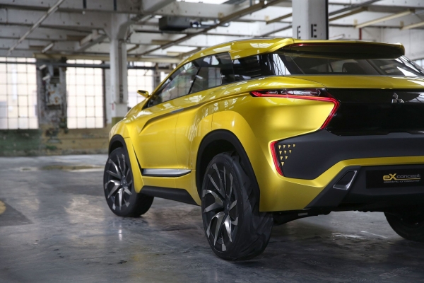 Mitsubishi eX Concept