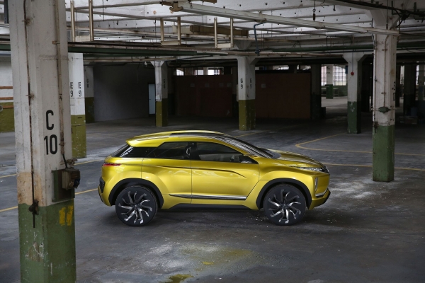 Mitsubishi eX Concept