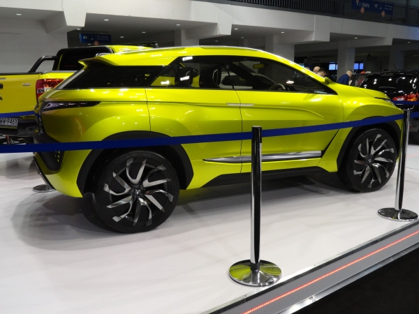 Mitsubishi eX Concept