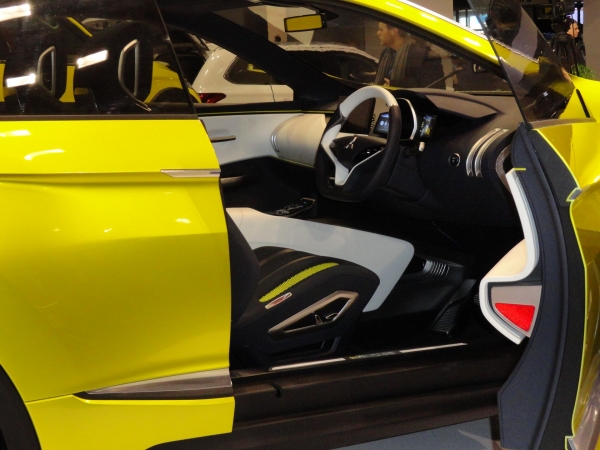 Mitsubishi eX Concept