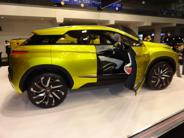 Mitsubishi eX Concept