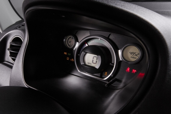 Mitsubishi i-MiEV 2014 (wersja północnoamerykańska)