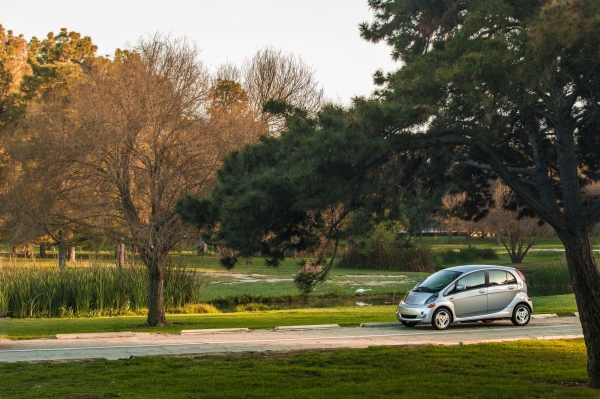 Mitsubishi i-MiEV 2014 (wersja północnoamerykańska)