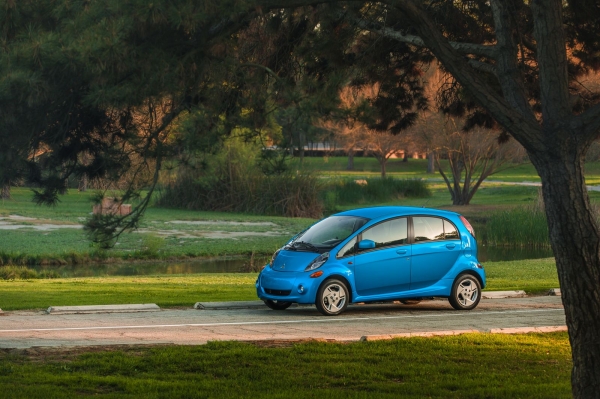Mitsubishi i-MiEV 2014 (wersja północnoamerykańska)