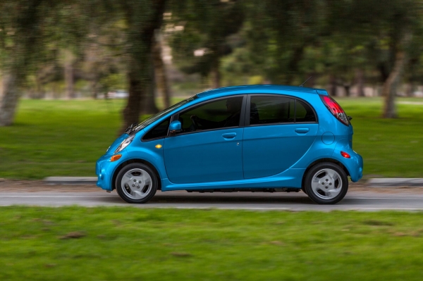 Mitsubishi i-MiEV 2014 (wersja północnoamerykańska)
