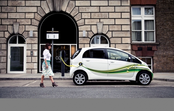 Mitsubishi i-MiEV