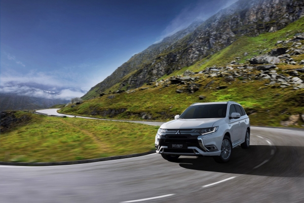 Mitsubishi Outlander PHEV 2019