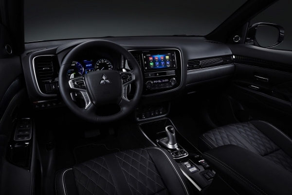 Mitsubishi Outlander PHEV 2019