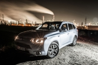 Na polski rynek wchodzi Mitsubishi Outlander PHEV