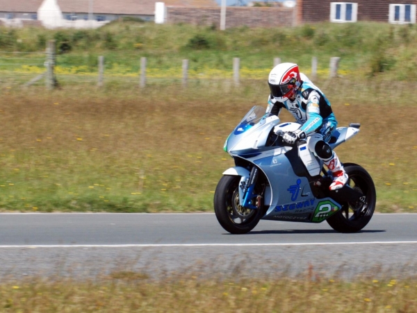 MotoCzysz E1pc 2011