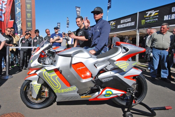 MotoCzysz E1pc 2012
