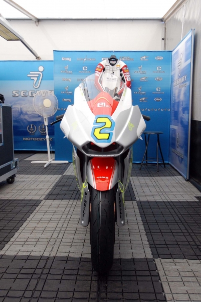 MotoCzysz E1pc 2012